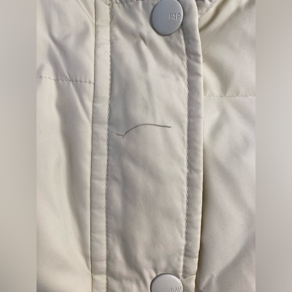 GAP Ivory Down Vest with removable faux fur hood XL no tags but never wore - Picture 11 of 12